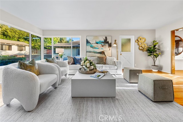 1260 Oakhaven Lane, Arcadia CA: https://media.crmls.org/medias/957243da-b711-4233-82fb-78f75e1270f6.jpg