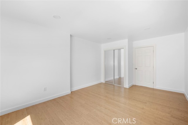 351 Salem Street, Glendale CA: https://media.crmls.org/medias/95725189-733e-4ec7-94cc-c710ceca0cfd.jpg