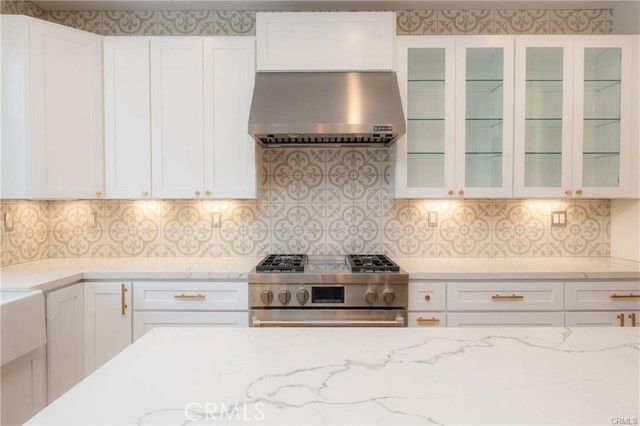 19 Via Cuenta Nueva, San Clemente CA: https://media.crmls.org/medias/9572b52b-25ac-4e9d-808a-c024945ecd46.jpg