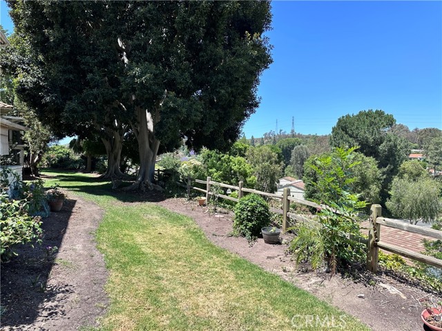 3274 San Amadeo, Laguna Woods CA: https://media.crmls.org/medias/9572b8dd-bc8f-4672-ab9e-103e11af3403.jpg