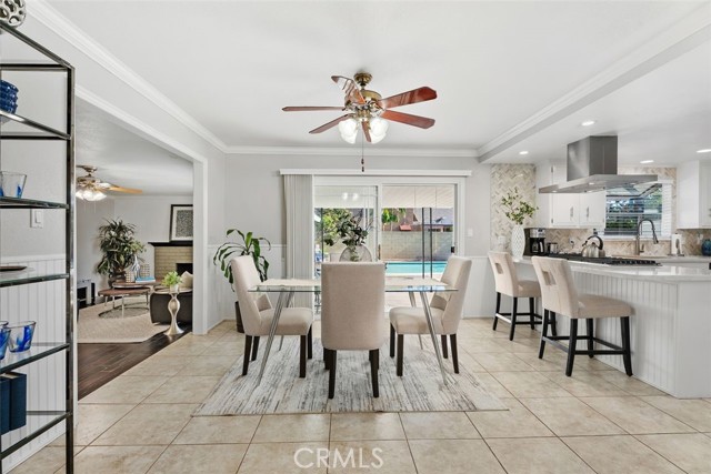 Detail Gallery Image 11 of 41 For 1723 N Lincoln, Orange,  CA 92865 - 3 Beds | 2 Baths