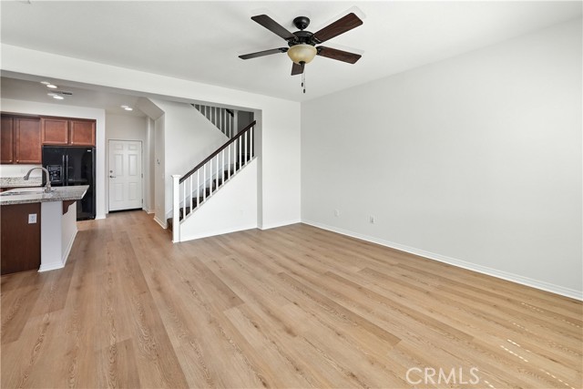 Detail Gallery Image 10 of 52 For 28648 Pietro Dr, Valencia,  CA 91354 - 3 Beds | 3 Baths
