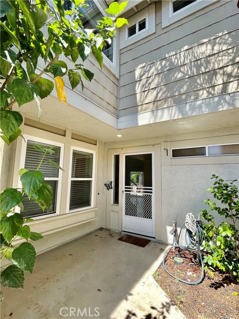 Detail Gallery Image 2 of 45 For 32 Wetstone #47,  Irvine,  CA 92604 - 3 Beds | 2/1 Baths