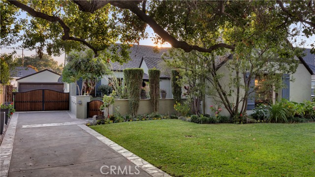 Detail Gallery Image 8 of 70 For 2510 N Park Bld, Santa Ana,  CA 92706 - 4 Beds | 2/1 Baths