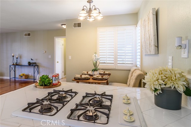 Detail Gallery Image 12 of 41 For 5681 Stardust Dr, Huntington Beach,  CA 92647 - 3 Beds | 2 Baths