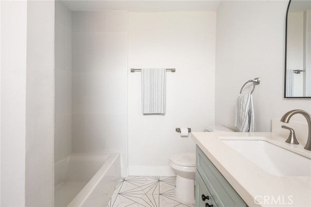 112 W Norwood Place, San Gabriel CA: https://media.crmls.org/medias/95759b9f-2d44-47e6-9af5-8ffa63570ff1.jpg