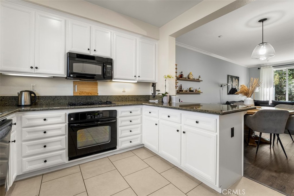 MLS #OC25135462 image #14