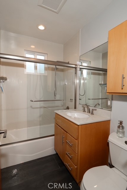 13917 Truro Avenue, Hawthorne CA: https://media.crmls.org/medias/95772f4a-052a-49e5-b026-42c9e639e5fd.jpg