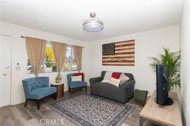 Detail Gallery Image 5 of 20 For 1607 Westfield, Paso Robles,  CA 93446 - 2 Beds | 1 Baths