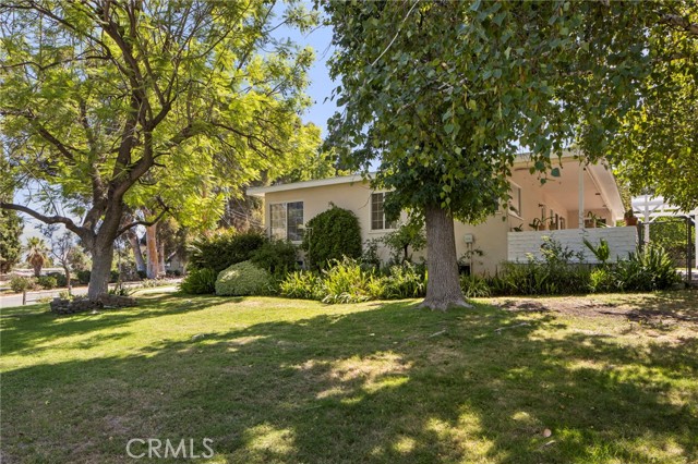 Detail Gallery Image 4 of 32 For 1434 Pacific St, Redlands,  CA 92373 - 3 Beds | 2 Baths