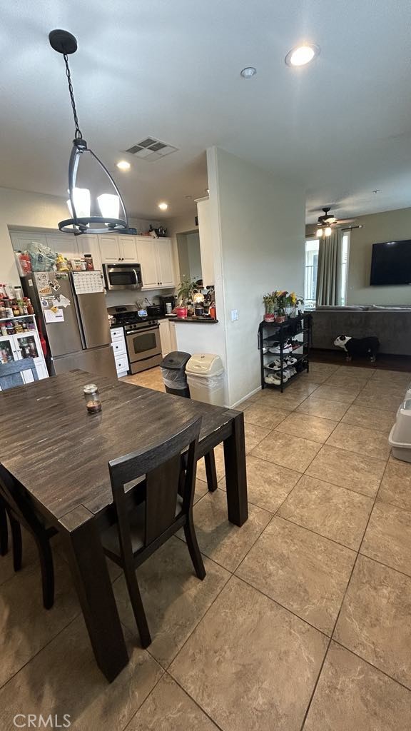 35806 Springvale Lane, Murrieta CA: https://media.crmls.org/medias/9578b7ca-5410-4b74-8130-e4888d5d9d65.jpg