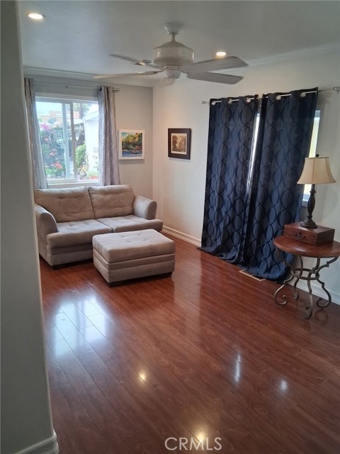 2 Bed Home for Sale in Costa Mesa, California