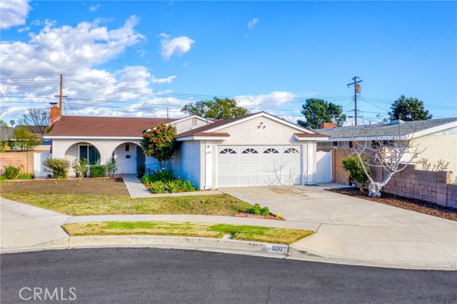 Detail Gallery Image 3 of 46 For 520 S Adria St, Anaheim,  CA 92802 - 4 Beds | 2 Baths