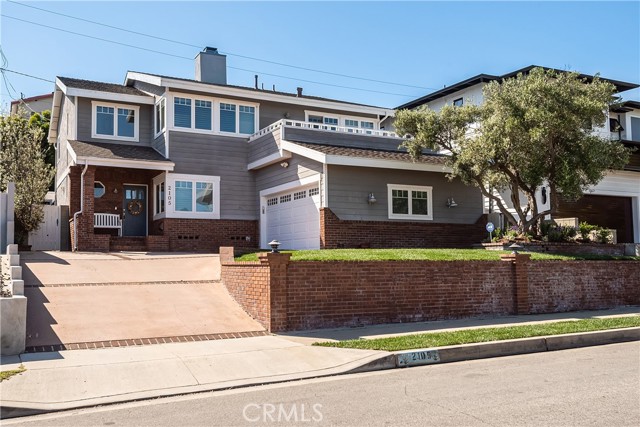 2105 N. Meadows Ave, Manhattan Beach, California 90266, 4 Bedrooms Bedrooms, ,3 BathroomsBathrooms,Residential,Sold,N. Meadows Ave,SB22064720