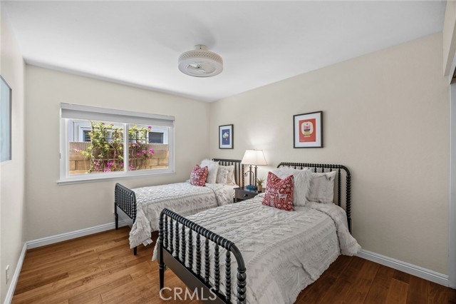 4 Ribera, Irvine CA: https://media.crmls.org/medias/95793ee5-a8c4-430e-abc7-4e21c3f01f6b.jpg