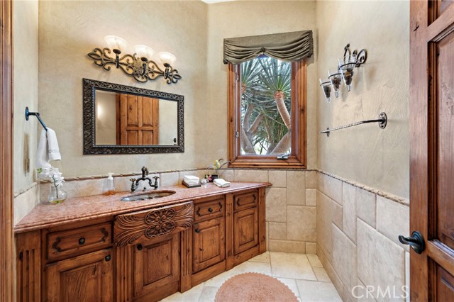 Detail Gallery Image 21 of 73 For 30742 Hilltop Way, San Juan Capistrano,  CA 92675 - 7 Beds | 9/2 Baths