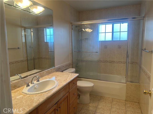 2415 El Capitan Avenue, Arcadia CA: https://media.crmls.org/medias/9579eaad-a4c6-498f-bd9c-20ec7d3c6b8d.jpg