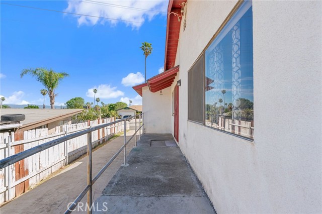 Detail Gallery Image 43 of 47 For 5382 Crest, Riverside,  CA 92503 - 4 Beds | 1/1 Baths