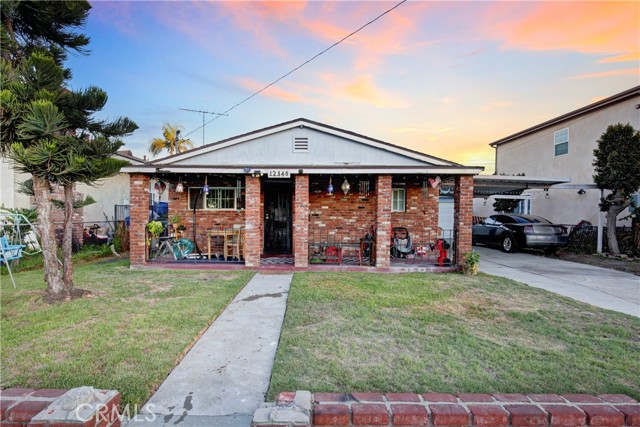 Detail Gallery Image 2 of 30 For 12148 Marbel Ave, Downey,  CA 90242 - 4 Beds | 2 Baths