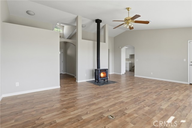 Detail Gallery Image 4 of 41 For 5670 Bear Trap, Mariposa,  CA 95338 - 3 Beds | 2/1 Baths