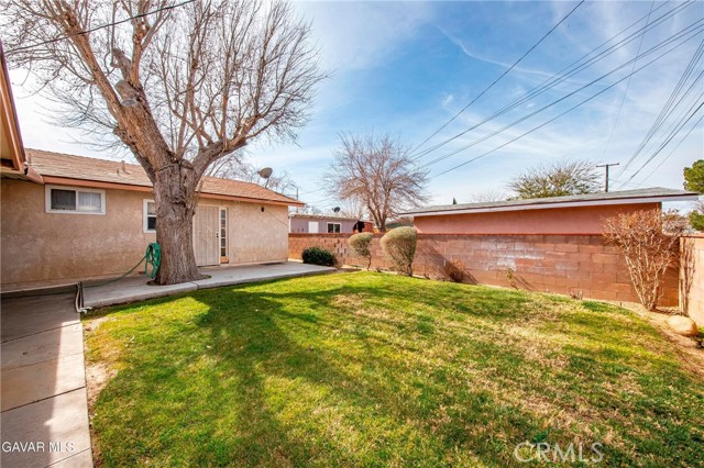 Detail Gallery Image 23 of 35 For 2149 E Avenue Q1, Palmdale,  CA 93550 - 3 Beds | 2 Baths