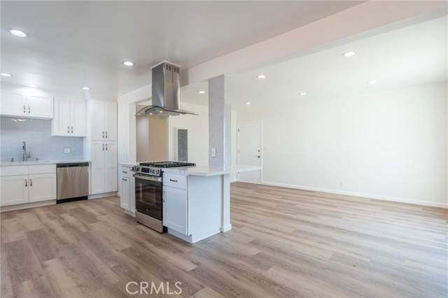 1062 W 187th Place, Gardena CA: https://media.crmls.org/medias/957f1522-fd1c-4f58-a682-48cad7d708d8.jpg