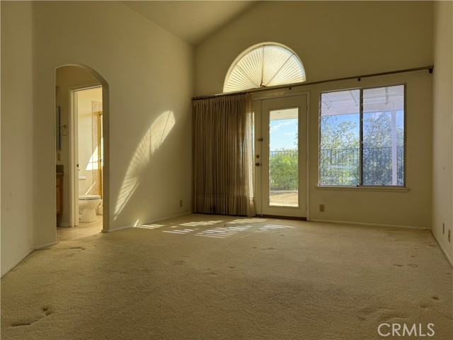 Detail Gallery Image 5 of 6 For 430 Fresh Meadows, Simi Valley,  CA 93065 - 3 Beds | 2 Baths