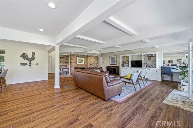 Image 34 of 67 For 1035 North Bear Creek Dr