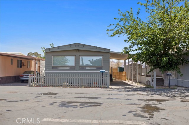 Detail Gallery Image 2 of 38 For 23456 Ottawa Rd #8,  Apple Valley,  CA 92308 - 2 Beds | 2 Baths