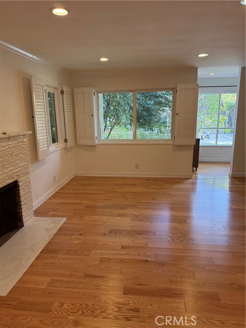 Detail Gallery Image 36 of 38 For 3826 Dixie Canyon, Sherman Oaks,  CA 91423 - 3 Beds | 3 Baths