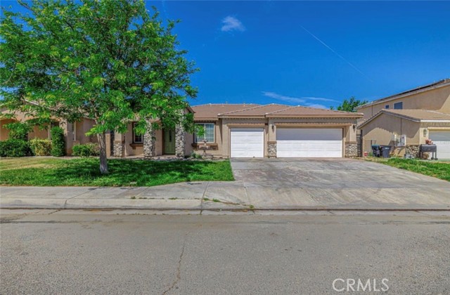 Detail Gallery Image 3 of 18 For 43839 58th, Lancaster,  CA 93536 - 4 Beds | 3 Baths