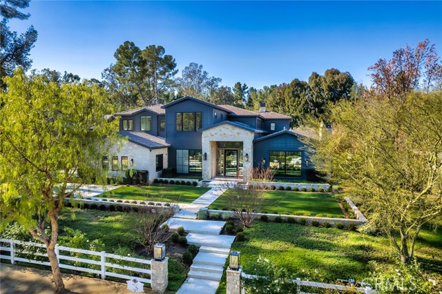 5303 ROUND MEADOW Road, Hidden Hills, California 91302, 7 Bedrooms Bedrooms, ,8 BathroomsBathrooms,Single Family Residence,For Sale,ROUND MEADOW,SR24160860