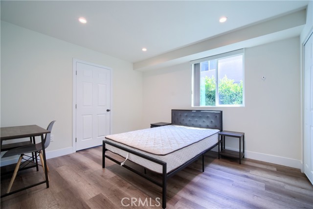 1423 New Hampshire Avenue, Los Angeles CA: https://media.crmls.org/medias/95836fcb-1307-45d0-9830-bd6dbe2bfdab.jpg