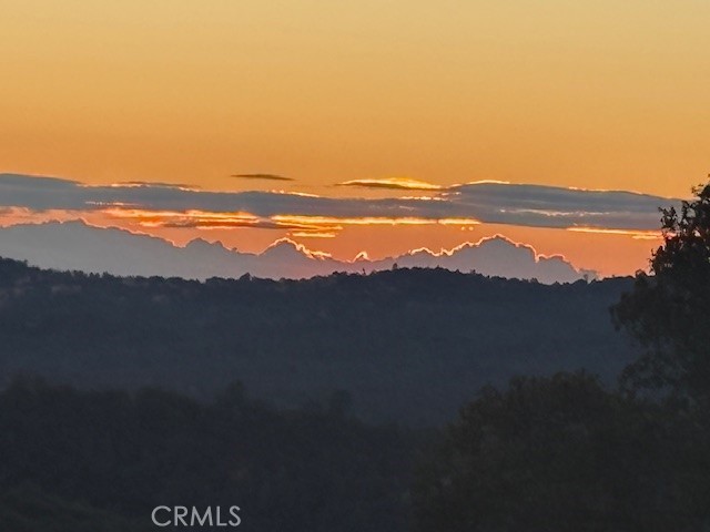 https://media.crmls.org/medias/9583b2de-861a-43cf-a9ef-e41514908314.jpg?preset=X-Large