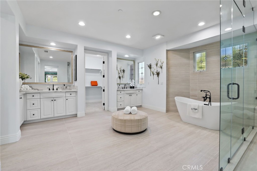 MLS #OC25219998 image #46