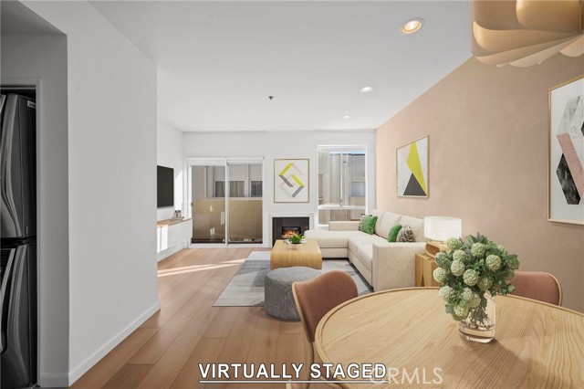 Detail Gallery Image 7 of 37 For 19350 Sherman Way #338,  Reseda,  CA 91335 - 2 Beds | 2 Baths