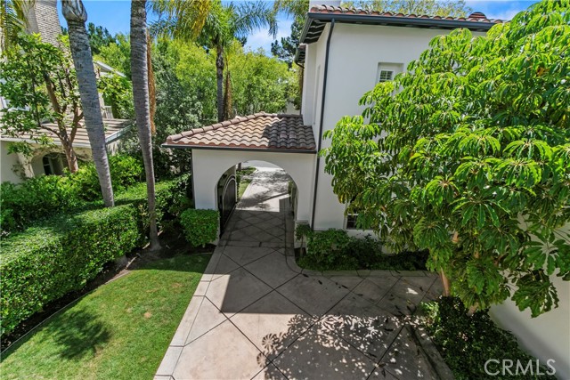Detail Gallery Image 52 of 54 For 23 Boardwalk, Newport Beach,  CA 92660 - 6 Beds | 4/2 Baths