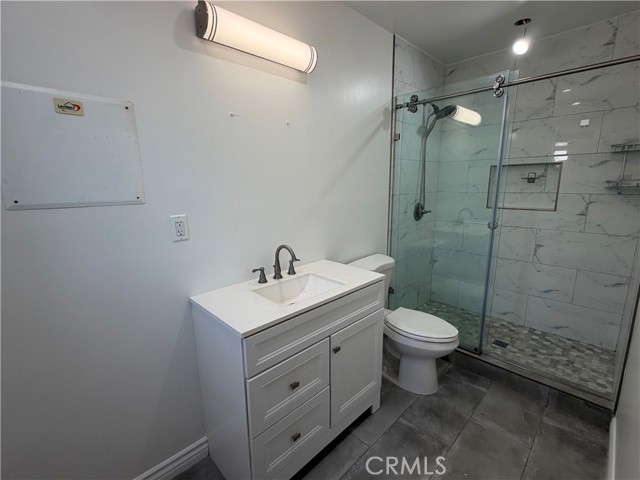 Detail Gallery Image 5 of 8 For 22809 Gault St, West Hills,  CA 91307 - 1 Beds | 1 Baths