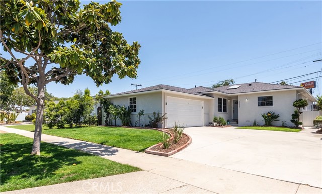 Detail Gallery Image 4 of 69 For 5320 W 142nd Pl, Hawthorne,  CA 90250 - 3 Beds | 2 Baths