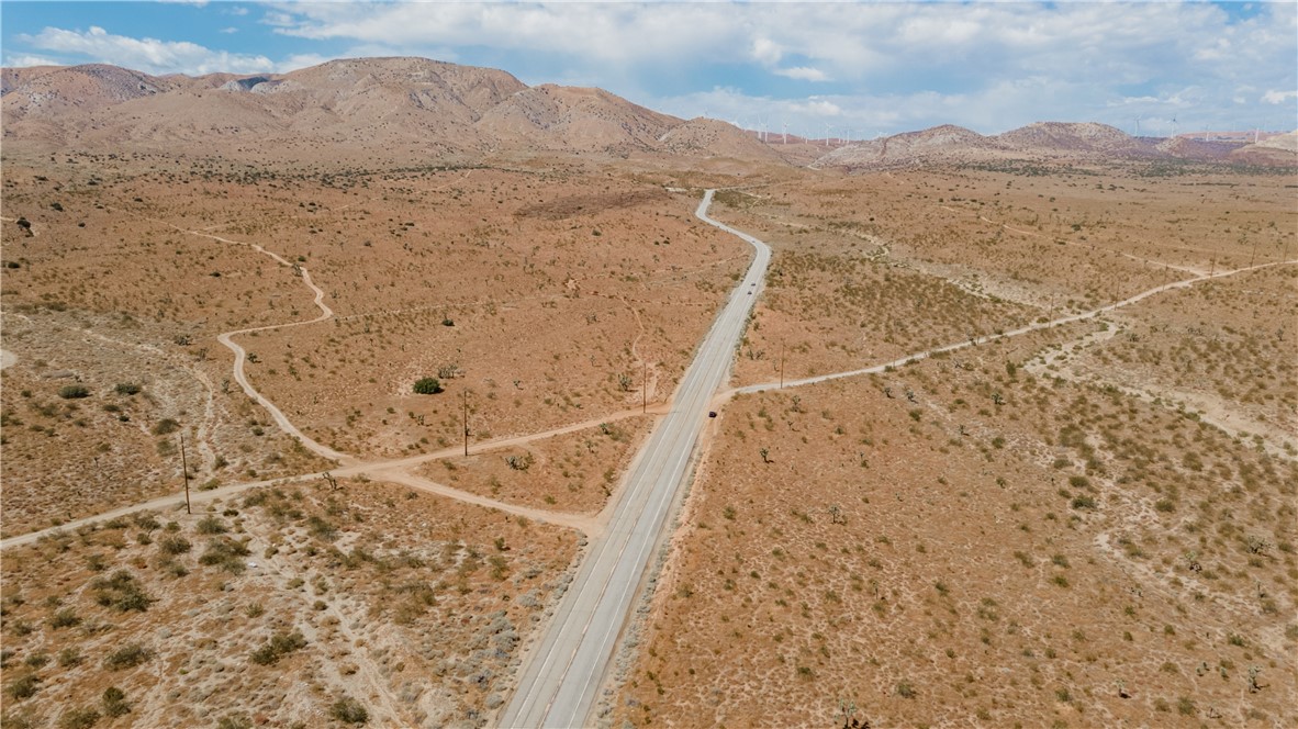 Detail Gallery Image 3 of 13 For 0 Tehachapi Willow Springs Road, Rosamond,  CA 93560 - – Beds | – Baths