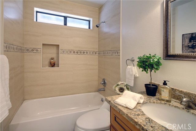 Detail Gallery Image 19 of 32 For 430 E Country Club Bld, –,  CA 92314 - 2 Beds | 2 Baths