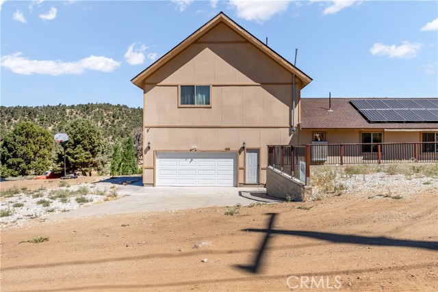 Detail Gallery Image 7 of 56 For 46076 Rustic Canyon Rd, Big Bear City,  CA 92314 - 3 Beds | 2 Baths