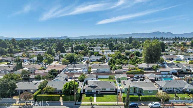8547 Tampa Avenue, Northridge CA: https://media.crmls.org/medias/95874f50-e492-4dc2-8daa-bc35b0e03d60.jpg