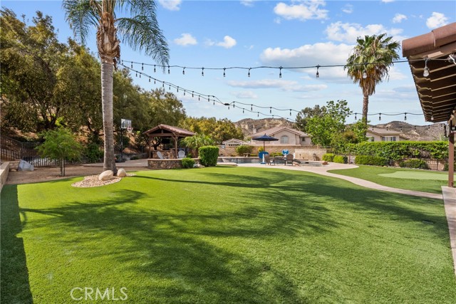 30463 Vineyard Lane, Castaic CA: https://media.crmls.org/medias/95883c47-0d01-4f13-be1e-33946a929dfc.jpg