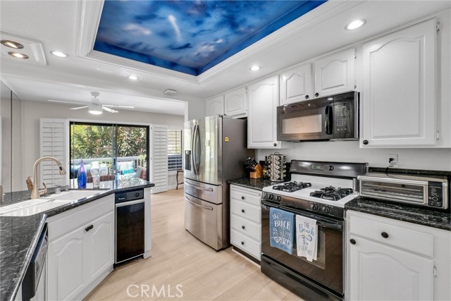 Detail Gallery Image 11 of 28 For 32317 Linda Vista Ln, Dana Point,  CA 92629 - 2 Beds | 2/1 Baths