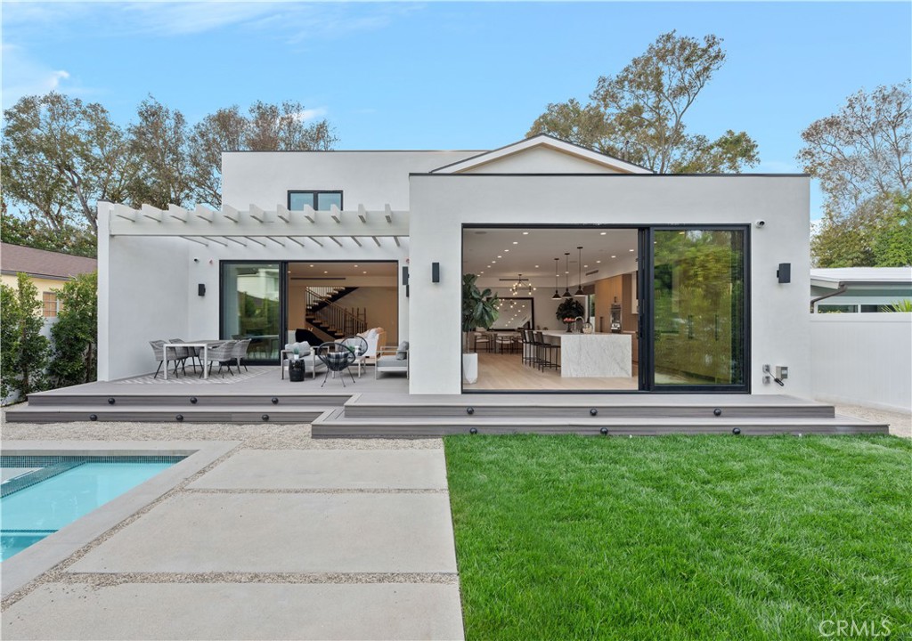 4440 Ledge Avenue, Toluca Lake, CA 91602