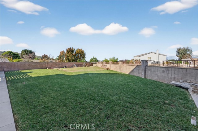 Detail Gallery Image 40 of 44 For 2634 Old Windmill Ct, Riverside,  CA 92503 - 5 Beds | 4/1 Baths