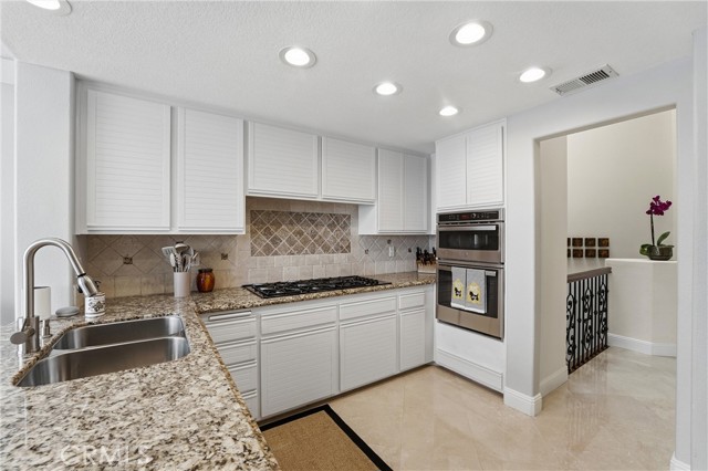 Detail Gallery Image 14 of 46 For 10 Toulon, Laguna Niguel,  CA 92677 - 3 Beds | 3/1 Baths