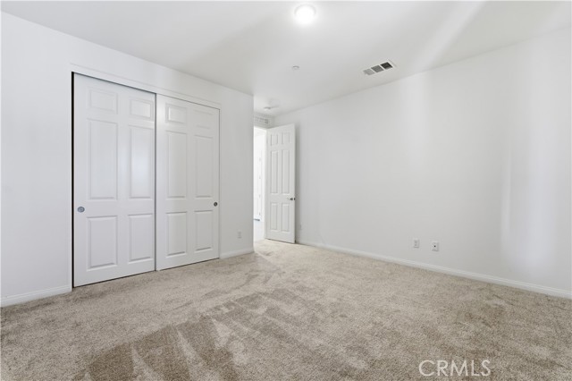 Detail Gallery Image 4 of 20 For 43869 Hampton, Lancaster,  CA 93536 - 4 Beds | 3 Baths