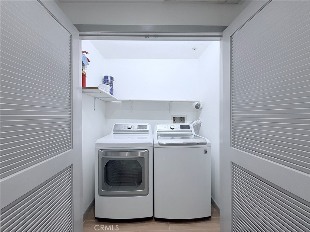 https://media.crmls.org/medias/958bac8e-1e44-48f9-9958-5471b515241d.jpg?preset=X-Large